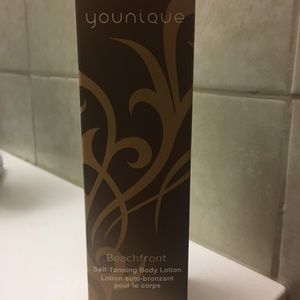 NWT Younique Beachfront Tanning lotion